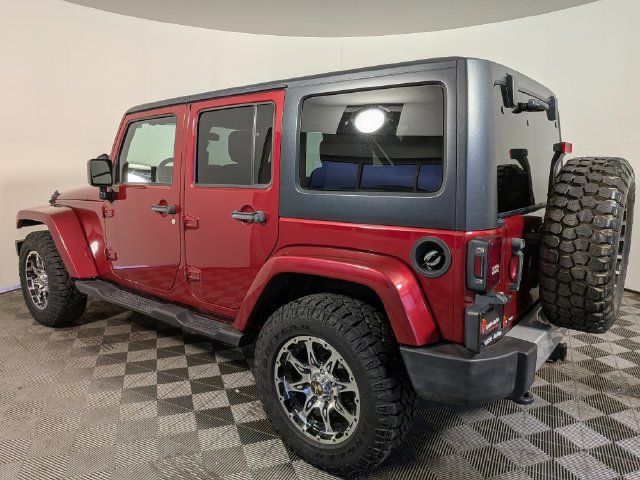 Used 2011 Jeep Wrangler Unlimited Sahara AWD/4WD image 4