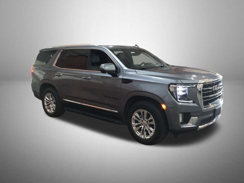 Certified 2021 GMC Yukon SLT w/ SLT Luxury Plus Package AWD/4WD image 4