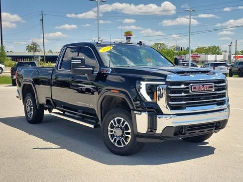 Used 2024 GMC Sierra 2500 SLE w/ SLE Value Package; AWD/4WD image 1