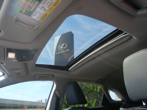 Certified 2022 Lexus RX 350 FWD w/ Premium Package image 10