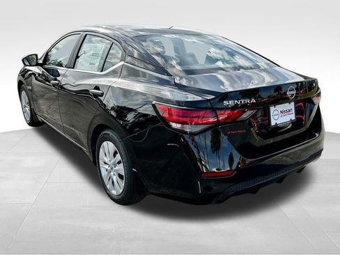 New 2025 Nissan Sentra S image 4