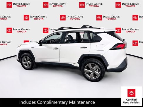 Certified 2020 Toyota RAV4 Limited AWD/4WD image 6