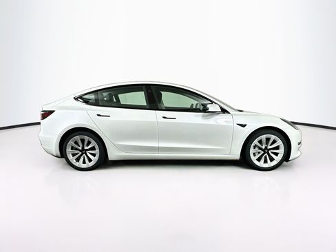 Used 2023 Tesla Model 3 Standard Range RWD image 10