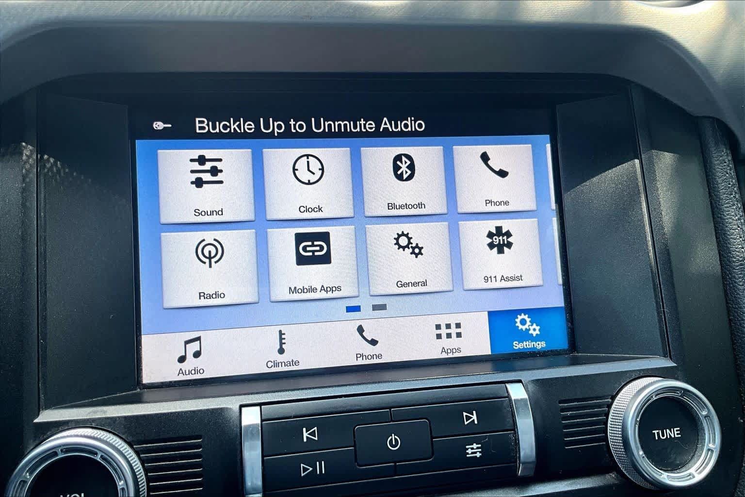 Used 2019 Ford Mustang Premium RWD image 35