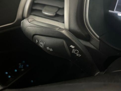 Used 2019 Ford Fusion SE FWD image 62