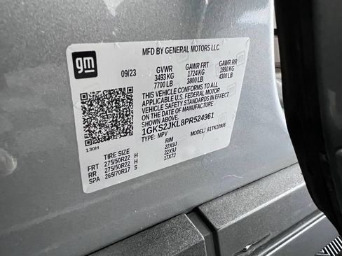 Used 2023 GMC Yukon XL Denali AWD/4WD image 24