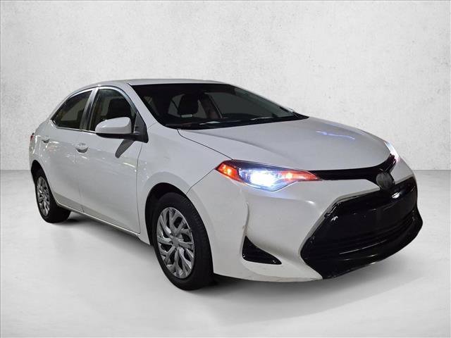 Used 2017 Toyota Corolla LE FWD image 3
