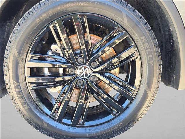 Used 2022 Volkswagen Tiguan SE R-Line FWD image 23