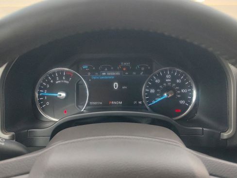 Used 2020 Ford Expedition Max XLT w/ Equipment Group 202A AWD/4WD image 9
