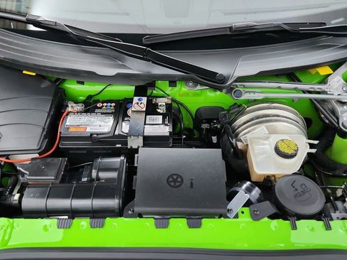 Used 2019 Porsche 911 GT3 RS image 32