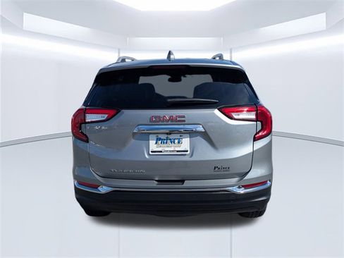 Used 2023 GMC Terrain SLT w/ Infotainment Package II image 6
