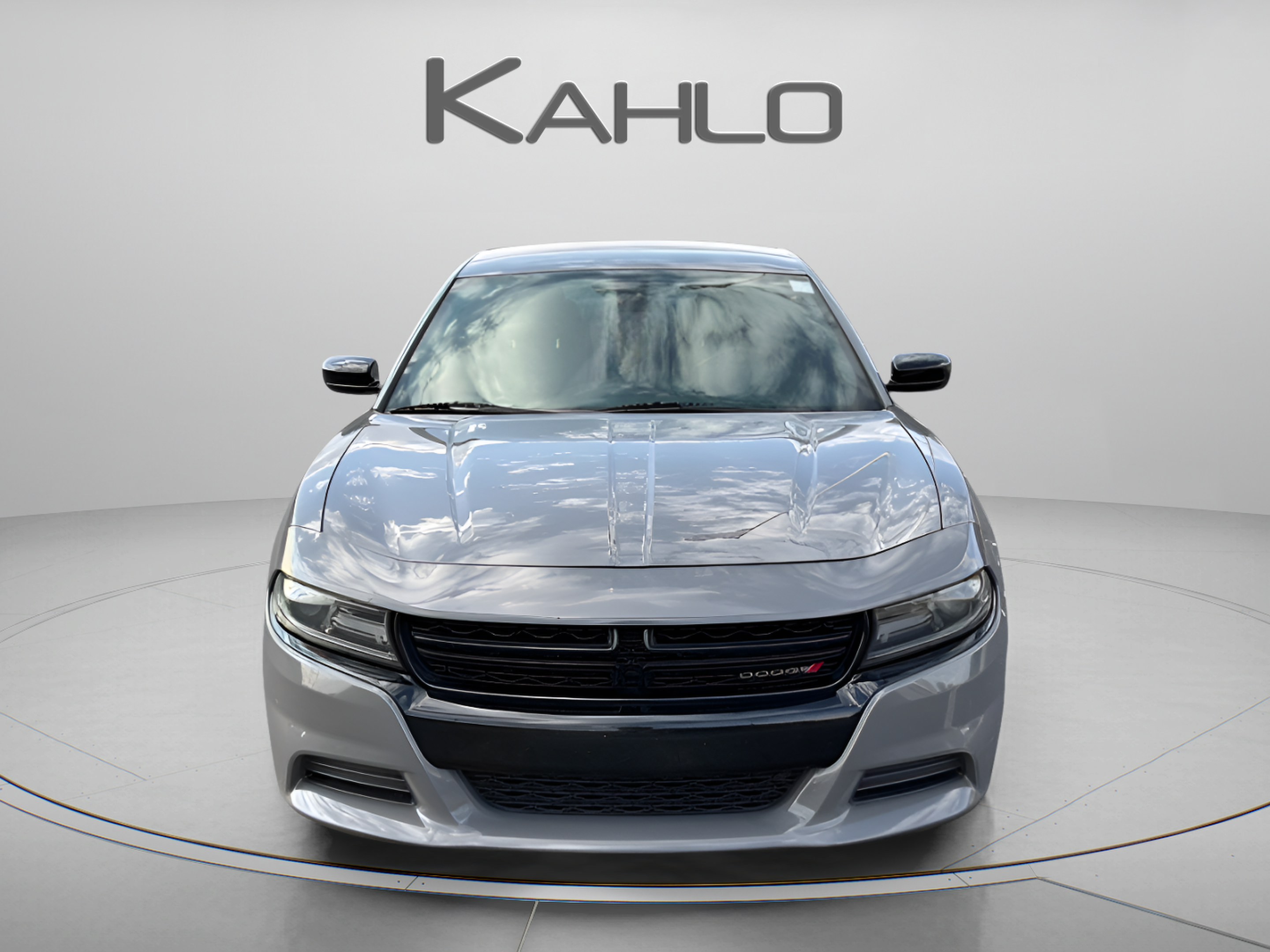 Used 2019 Dodge Charger SXT w/ Blacktop Package RWD image 7