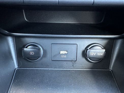 Used 2023 Hyundai Kona SEL image 31