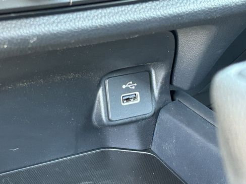 Certified 2025 Honda HR-V LX image 21