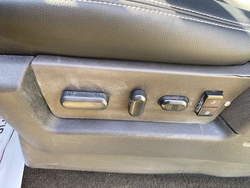 Used 2014 Ford F150 Platinum RWD image 36