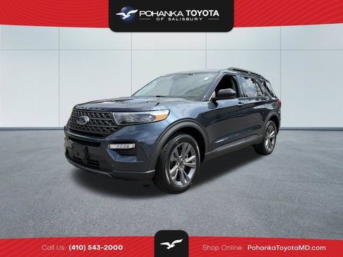 Used 2024 Ford Explorer XLT w/ Equipment Group 202A AWD/4WD image 1