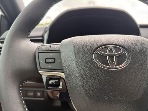 Certified 2025 Toyota Camry SE FWD image 10