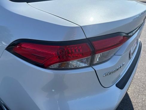 Used 2024 Toyota Corolla LE FWD image 10