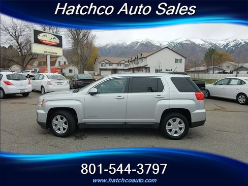 Used 2016 GMC Terrain SLE image 2