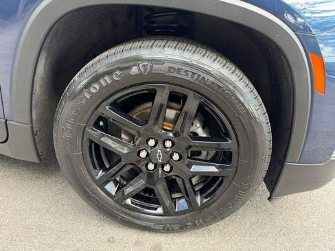 Used 2023 Chevrolet Traverse LT AWD/4WD image 37