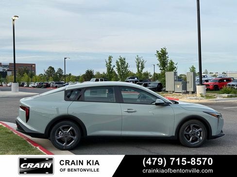 New 2026 Kia K4 FWD image 8