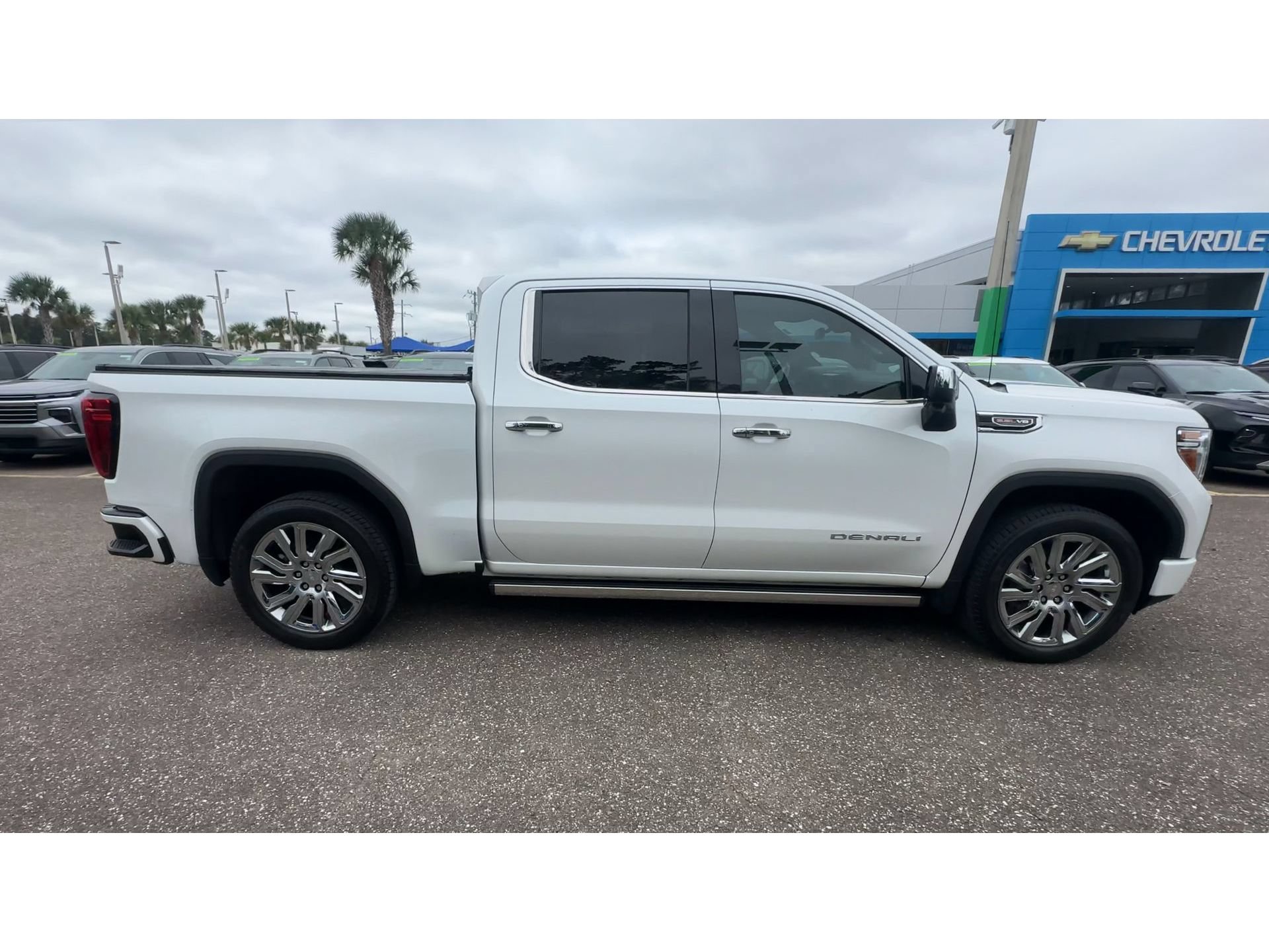 Used 2020 GMC Sierra 1500 Denali w/ Denali Ultimate Package AWD/4WD image 9