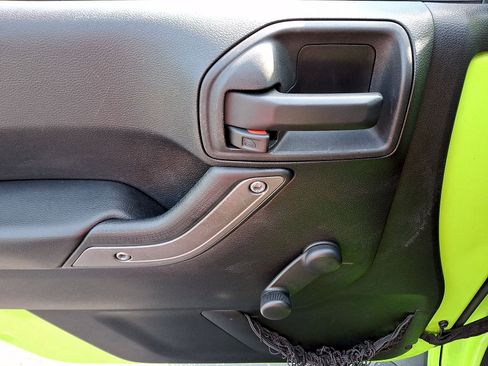Used 2012 Jeep Wrangler Sport AWD/4WD image 10
