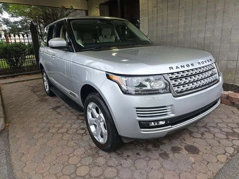 Used 2014 Land Rover Range Rover HSE AWD/4WD image 4