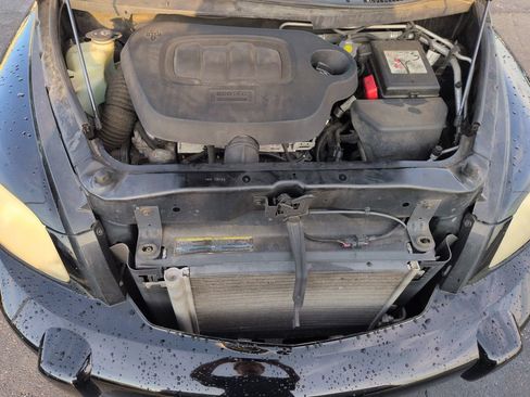 Used 2010 Chevrolet HHR LT FWD image 22