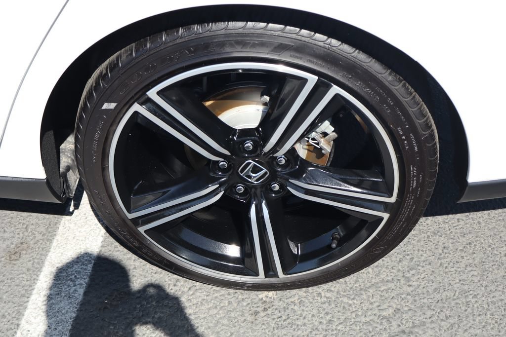 Used 2024 Honda Accord Sport image 13