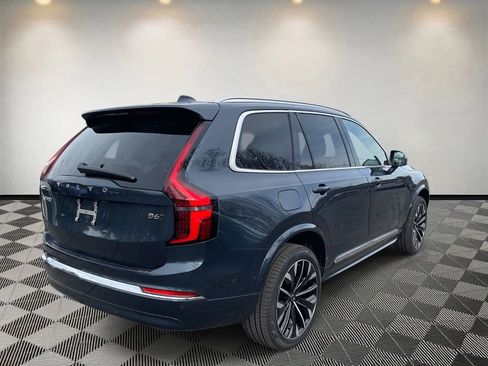 New 2026 Volvo XC90 B6 Ultra image 3