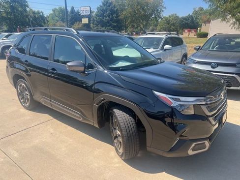 New 2025 Subaru Forester Limited w/ Popular Package #2 image 1