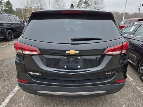 Used 2023 Chevrolet Equinox LT image 3