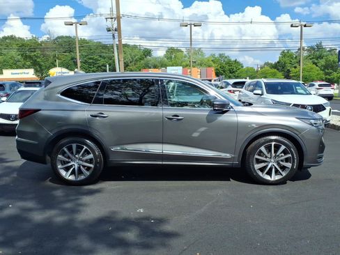 Certified 2025 Acura MDX SH-AWD w/ Technology Package image 8