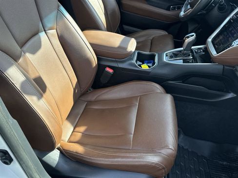 Used 2020 Subaru Outback Touring XT image 17