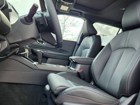 Certified 2026 Subaru Outback Touring AWD/4WD image 9