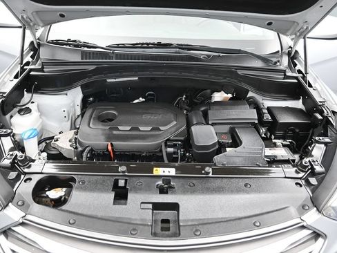 Used 2018 Hyundai Santa Fe Sport FWD image 30