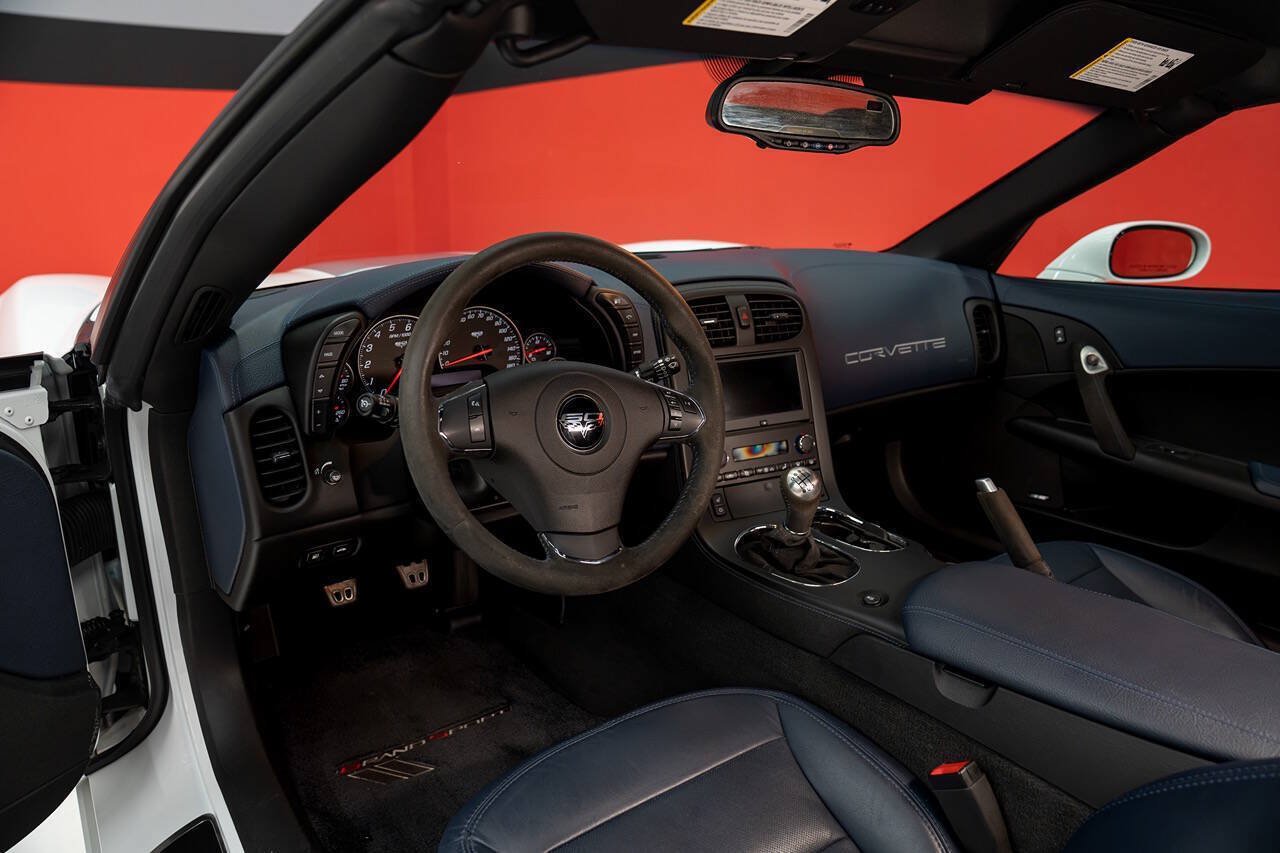 Used 2013 Chevrolet Corvette Grand Sport w/ 4LT Preferred Equipment Group RWD image 45