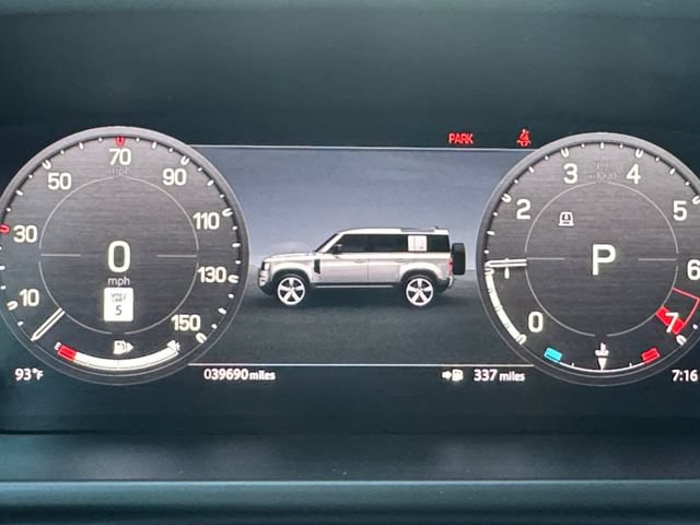 Used 2024 Land Rover Defender 110 S AWD/4WD image 11