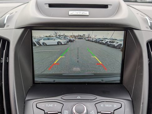 Used 2015 Ford Escape SE w/ Equipment Group 201A image 28