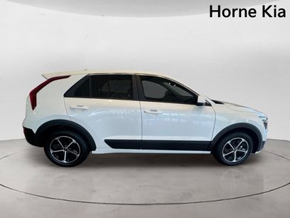 New 2026 Kia Niro LX