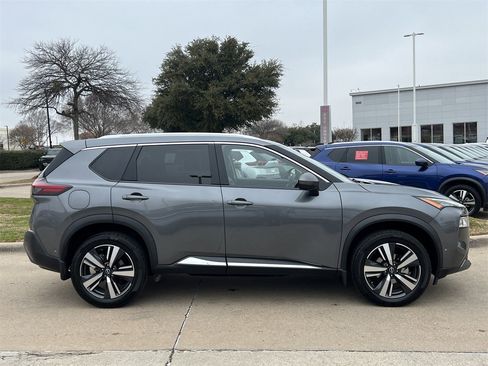 Certified 2022 Nissan Rogue SL w/ SL Premium Package image 3