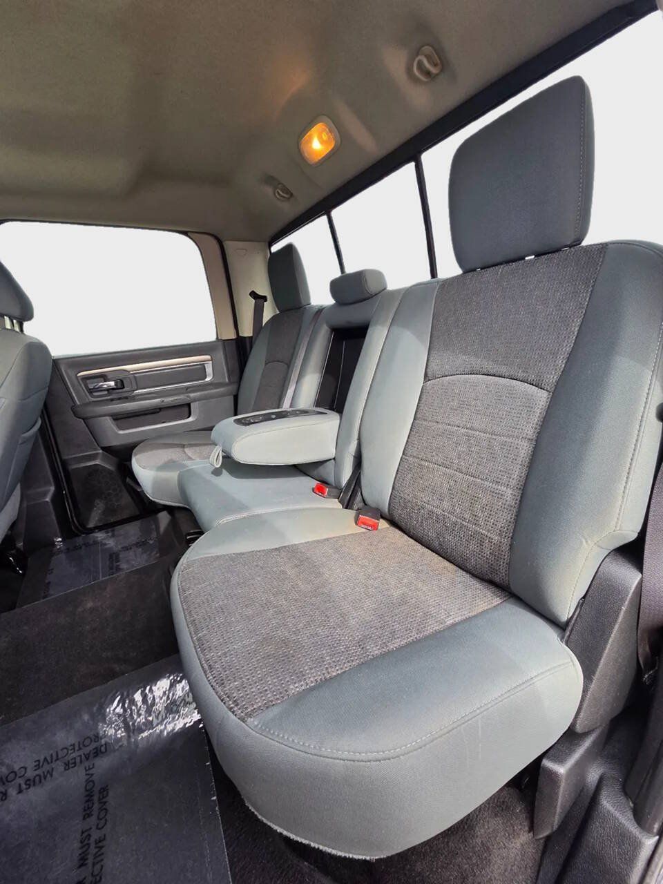 Used 2017 RAM 1500 Big Horn RWD image 12