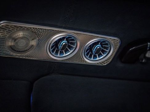 Used 2017 Mercedes-Benz Metris Passenger image 44