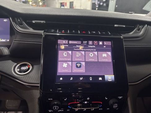 Used 2024 Jeep Grand Cherokee Altitude AWD/4WD image 26