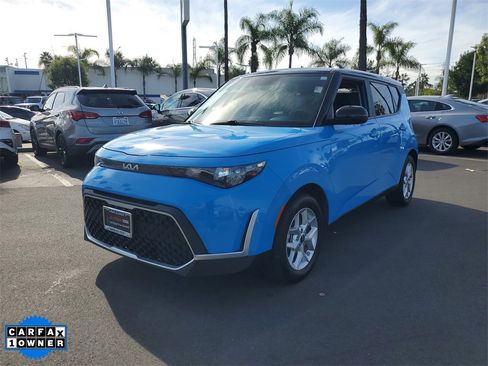 Used 2023 Kia Soul S image 2