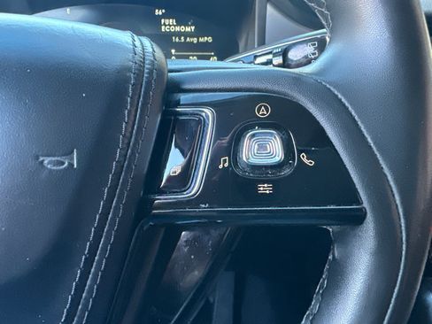 Used 2023 Lincoln Aviator AWD image 20