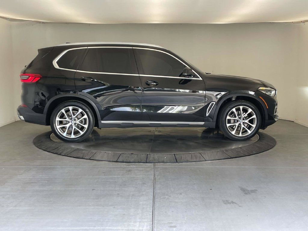 Used 2020 BMW X5 xDrive40i w/ Convenience Package AWD/4WD image 6