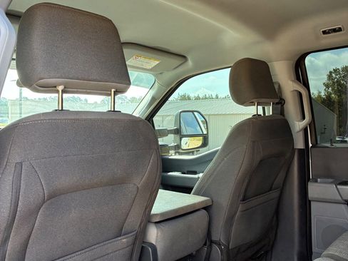 Used 2024 Ford F350 XLT AWD/4WD image 23