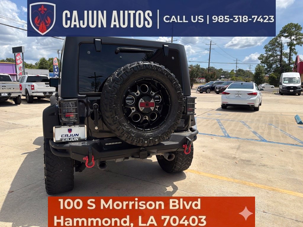Used 2018 Jeep Wrangler Unlimited Rubicon w/ Connectivity Group AWD/4WD image 15